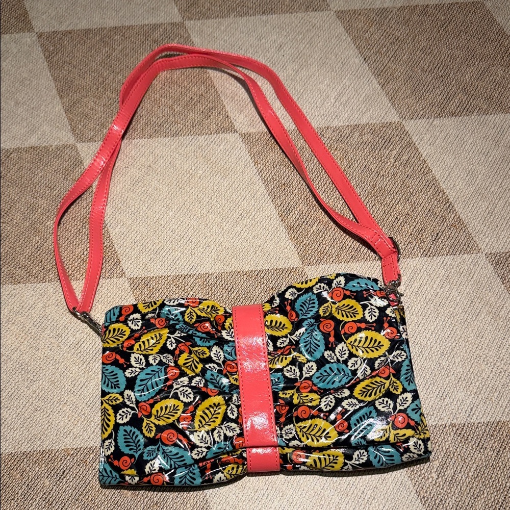 Vera Bradley Multicolor Floral Leaf Clutch with Removable Coral Strap
